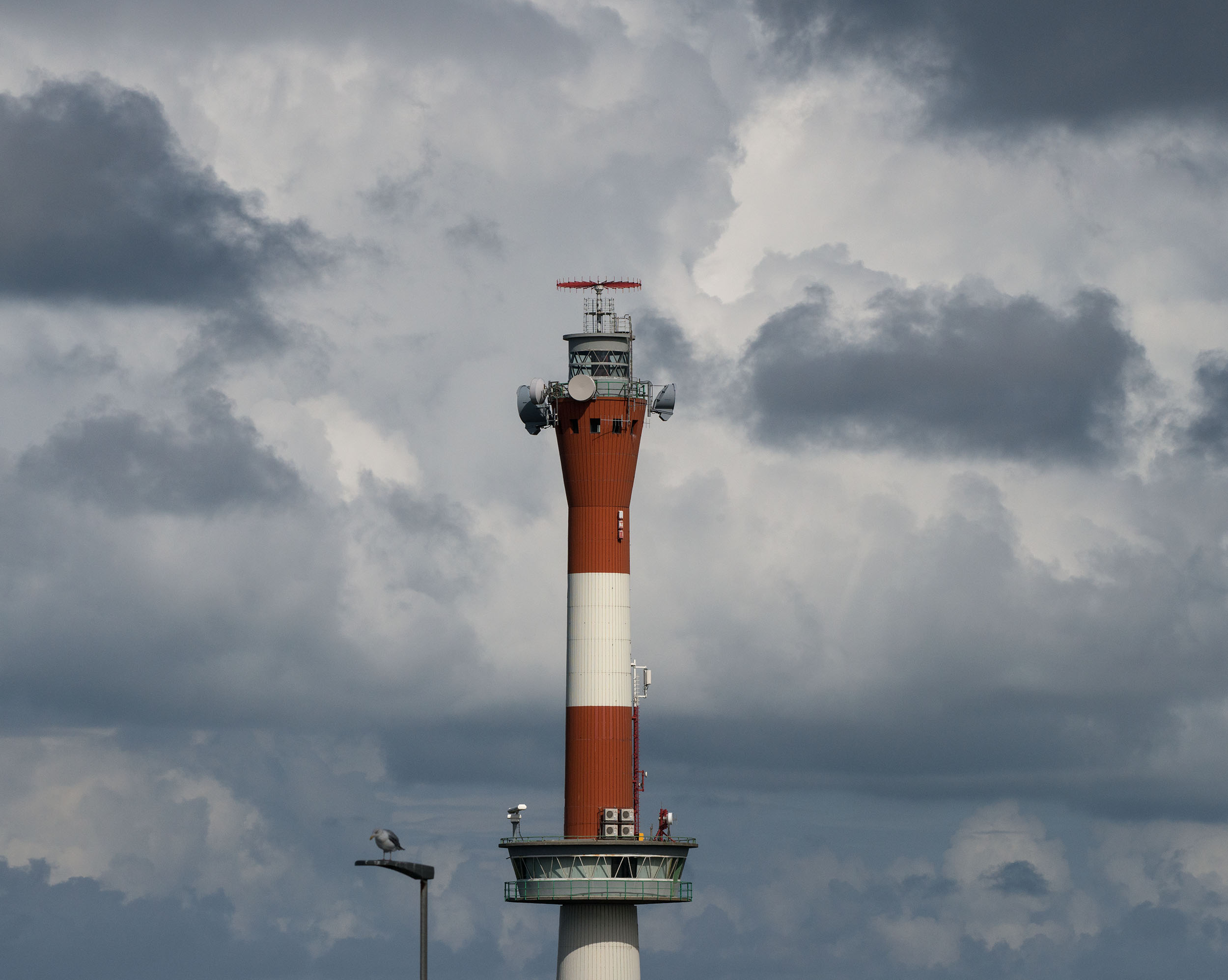 Neuer Leuchtturm auf Wangerooge vom westlichen Deckwerk aus gesehen